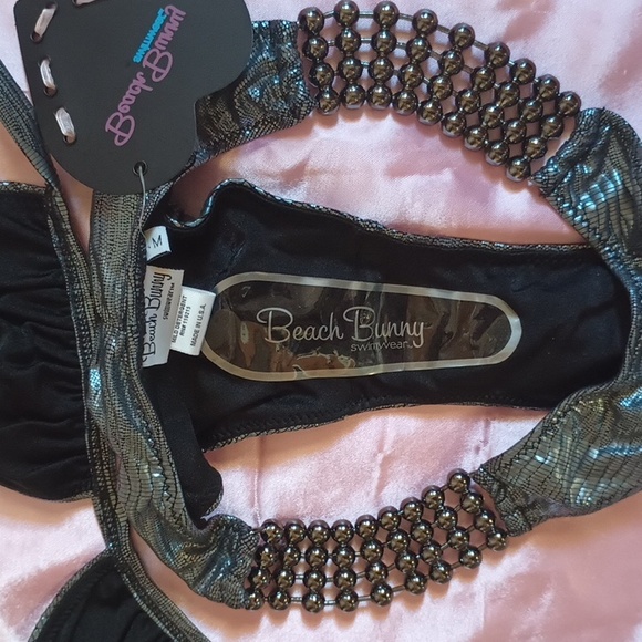 Beach Bunny NWT Toxic XS Top M Bottom - Picture 7 of 9